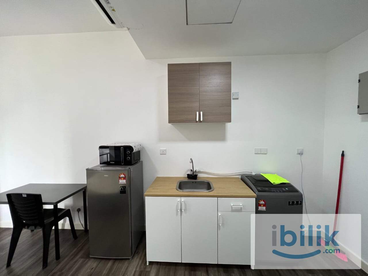 Urbano Utropolis Medium Bedroom for RENT @ Shah Alam - Image 2