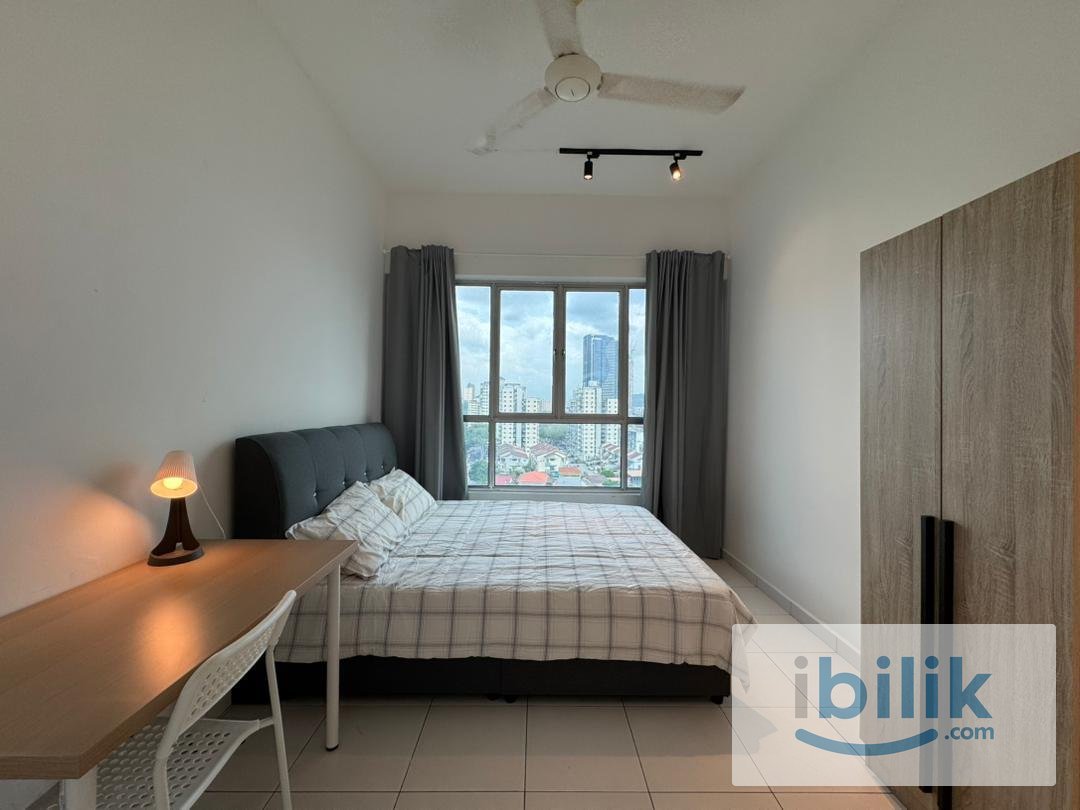 Golden Triangle 1 Master Room For Rent RM900/month! Suitable For FTZ Bayan Lepas Working Adult~ - Image 2