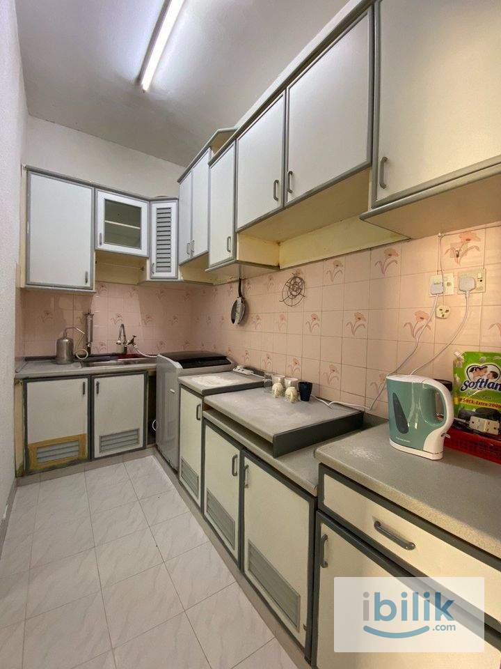 Sungai Nibong Middle Room w/ Car Park RM550/month - Near Bayan Baru - Image 5