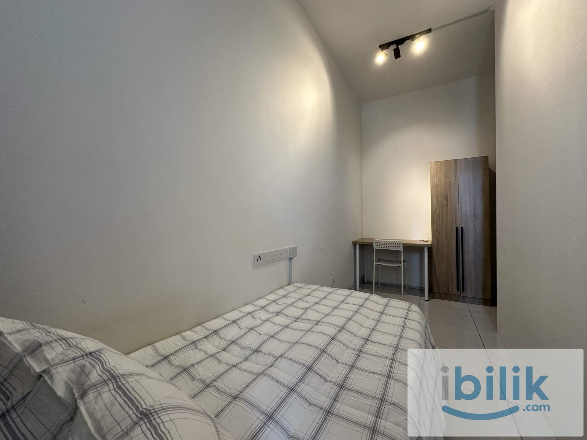 The Sun Condominium - Cozy Single Room RM650/month - Near To FTZ Bayan Lepas - Image 2