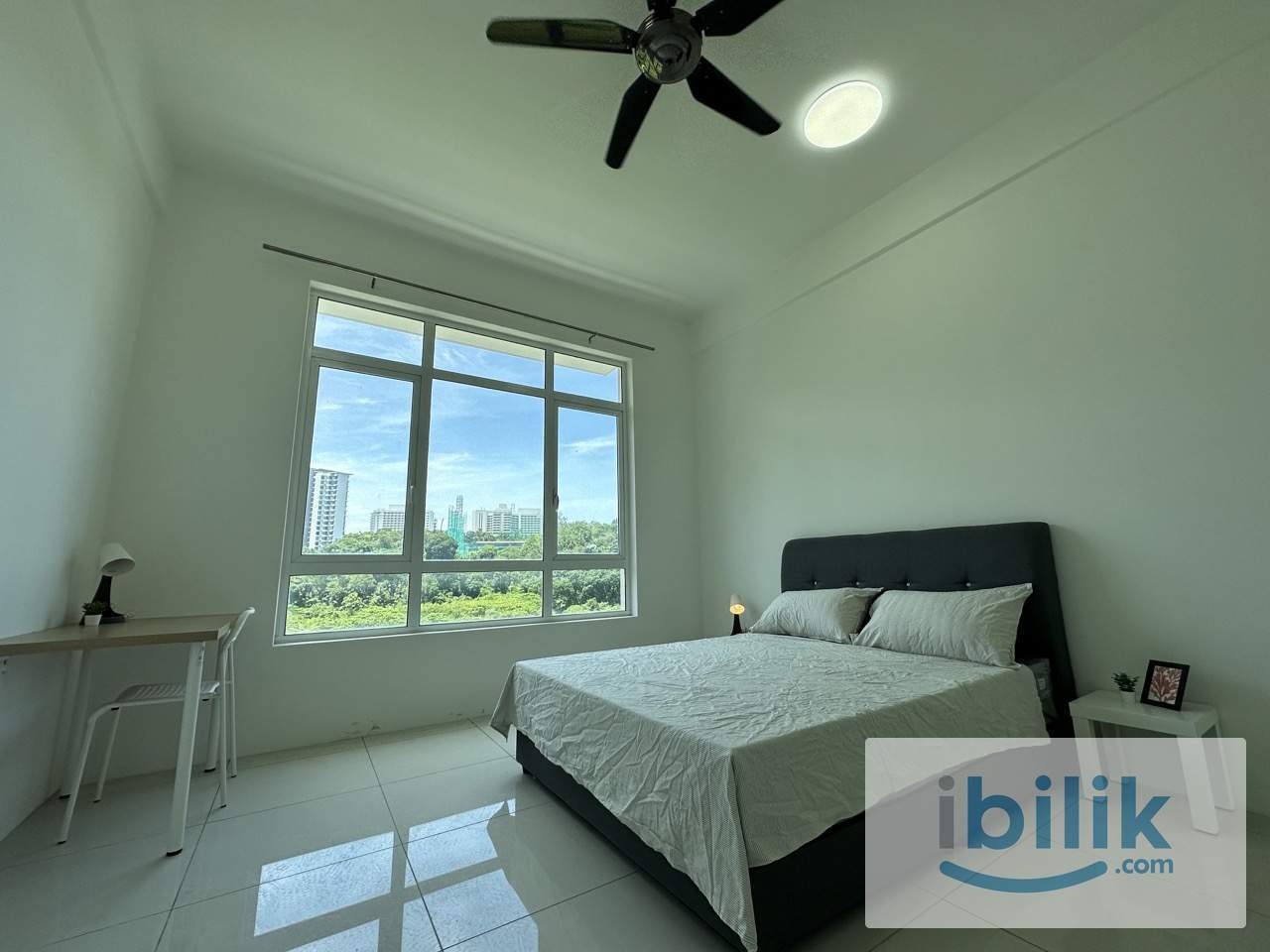 Sierra East Master Bedroom For Rent RM1,000/month - Hill View + 1 Car Park - Image 1