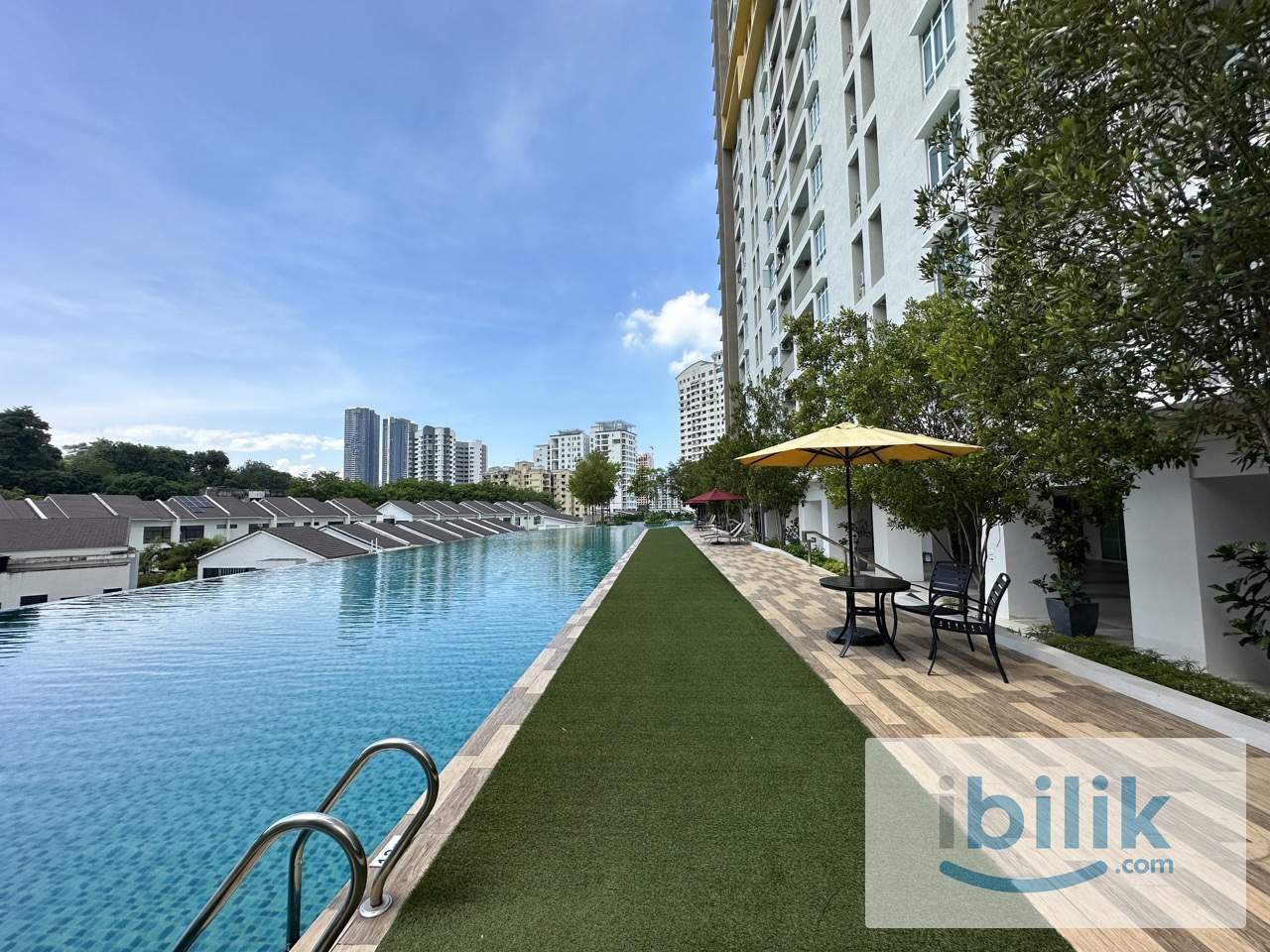 Sierra East Master Bedroom For Rent RM1,000/month - Hill View + 1 Car Park - Image 5