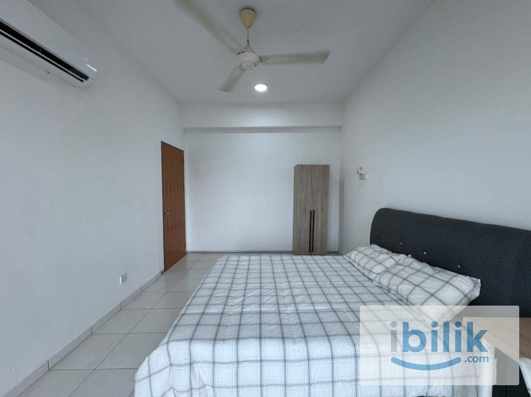 Golden Triangle Balcony Room RM750/month - Image 3