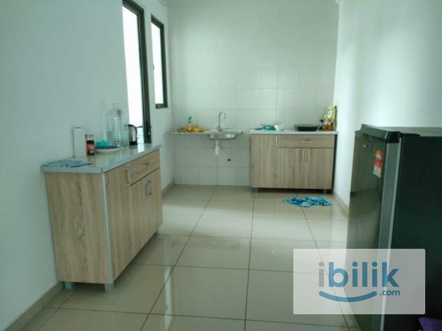 COZY MASTER ROOM ( PREFER MALE ) AT TREE SPARINA BAYAN LEPAS ! FREE WIFI N CLEANING  - Image 5
