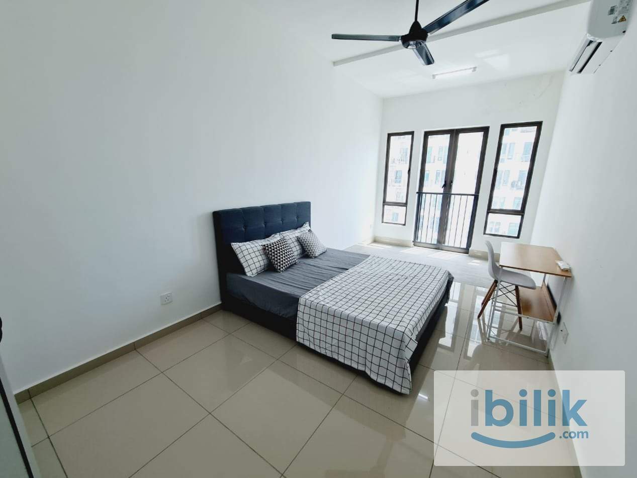 COZY MASTER ROOM (PREFER MALE) at TREE SPARINA NEAR AIRPORT F.I.Z - Image 2