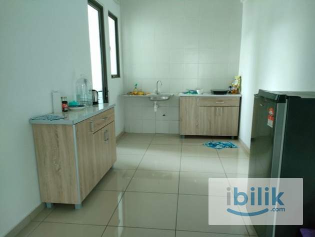 COZY MASTER ROOM (PREFER MALE) at TREE SPARINA NEAR AIRPORT F.I.Z - Image 5