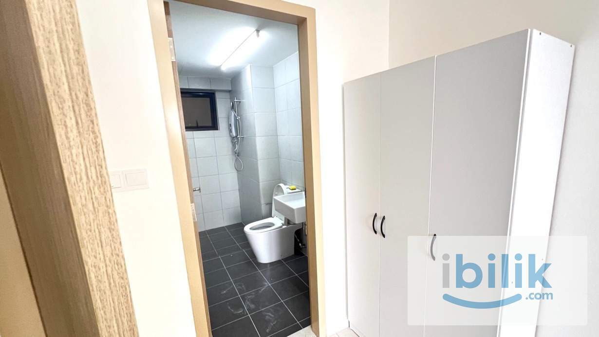 COZY MASTER ROOM FOR RENT At GRANITO,TANJUNG BUNGAH ! PREFER MALE - Image 4