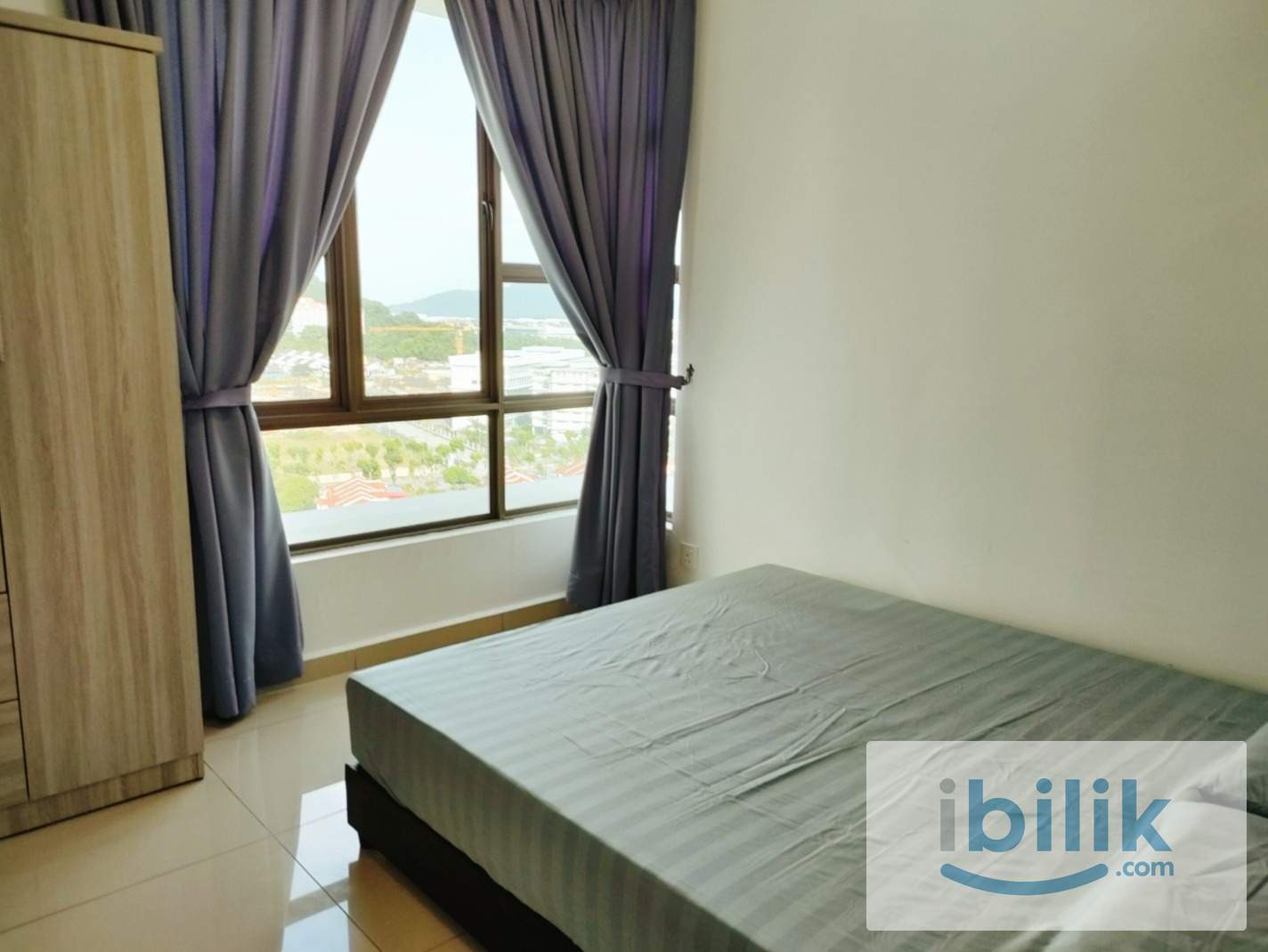 COZY MASTER ROOM ( FEMALE UNIT ) AT TREE SPARINA BAYAN LEPAS  - Image 1