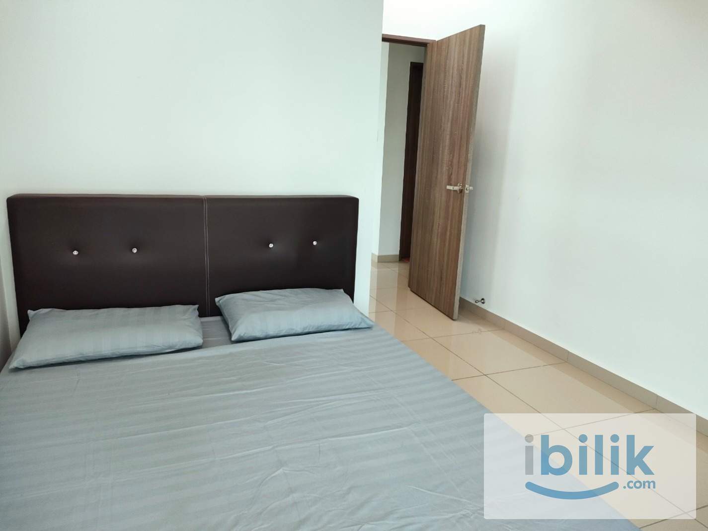 COZY MASTER ROOM ( FEMALE UNIT ) AT TREE SPARINA BAYAN LEPAS  - Image 3