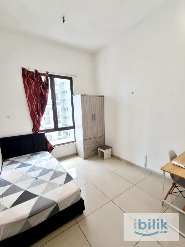 COZY SINGLE ROOM AT BAYAN LEPAS FREE WIFI N CLEANING  - Image 4
