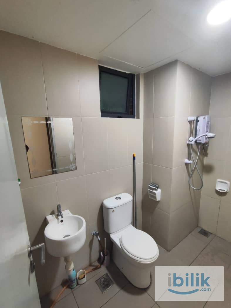 COZY SINGLE ROOM AT PROMENADE NEAR GBS N SUNTEACH BAYAN BARU  - Image 4