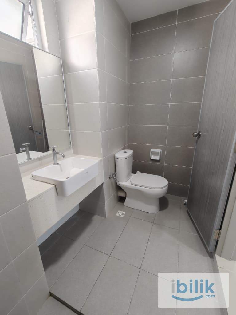 NEWLY FURNISH BALCONY ROOM AT AMARENE BAYAN LEPAS ! FREE WIFI N MONTHLY CLEANING - Image 4