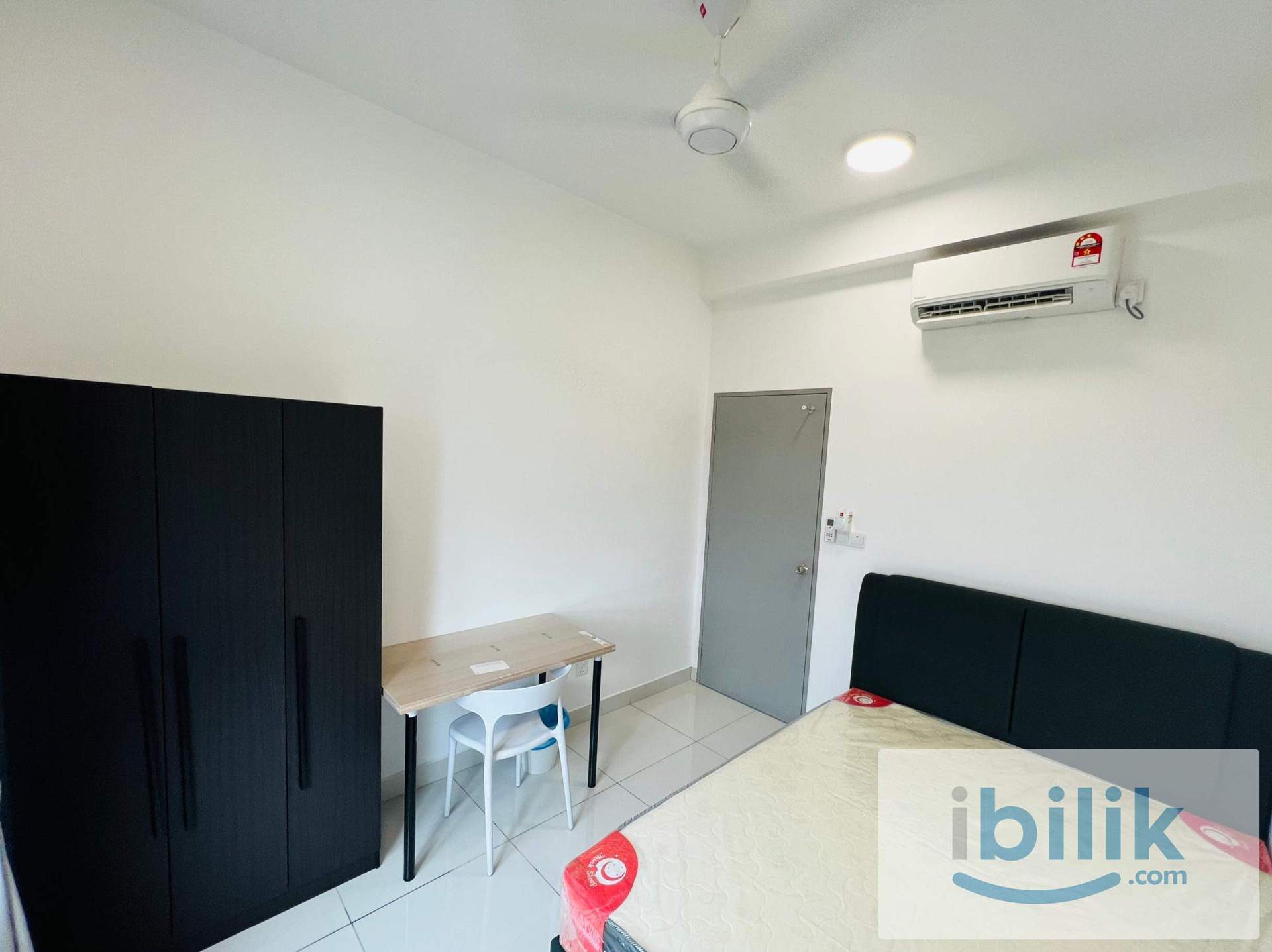 Middle Bedroom for rent - Image 3