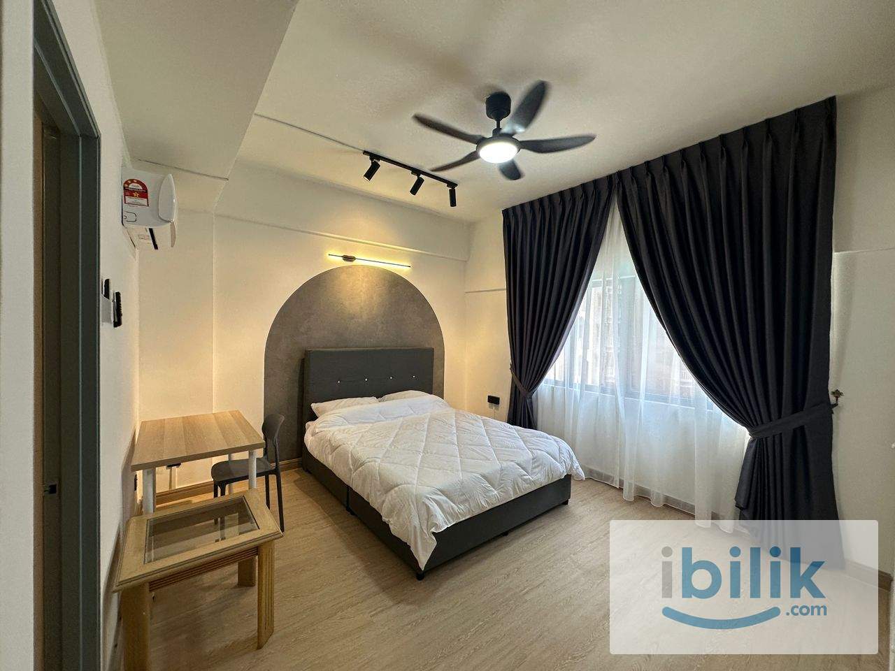 Cozy master bedroom in TRX - Image 6