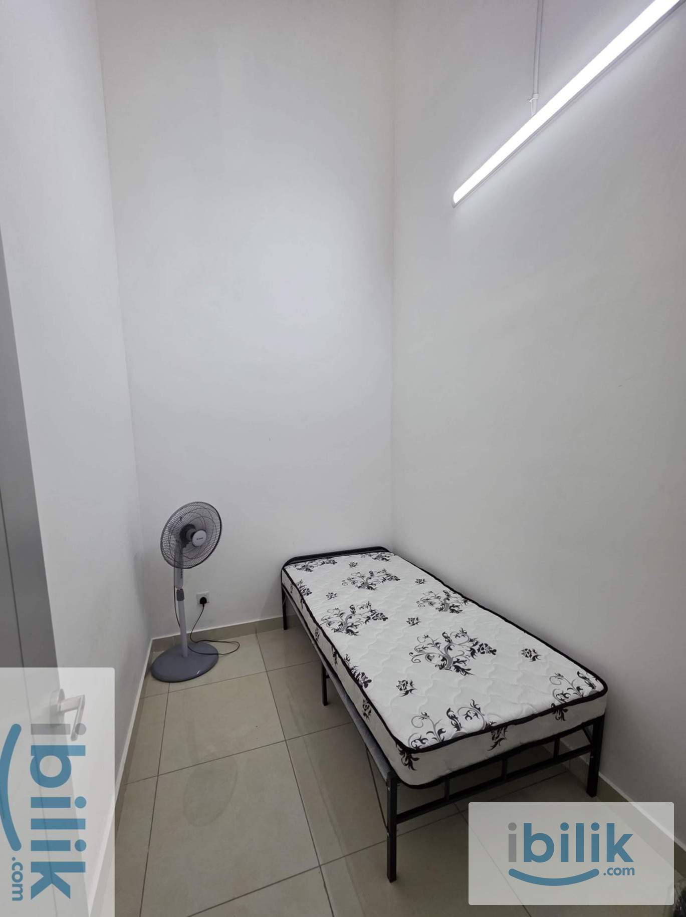 Small Room at Taman Impian Emas - Image 1