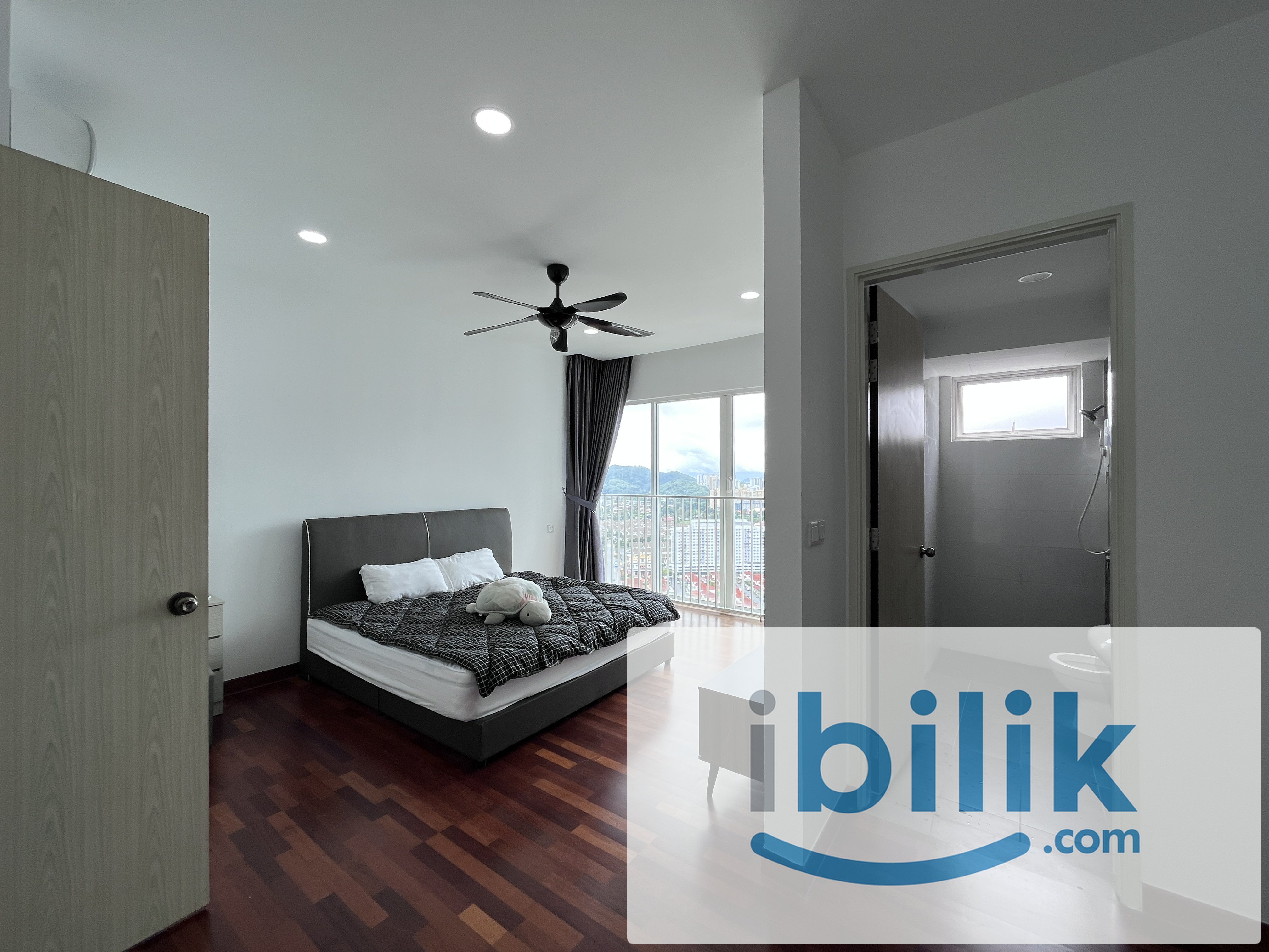 Master Room - Image 1