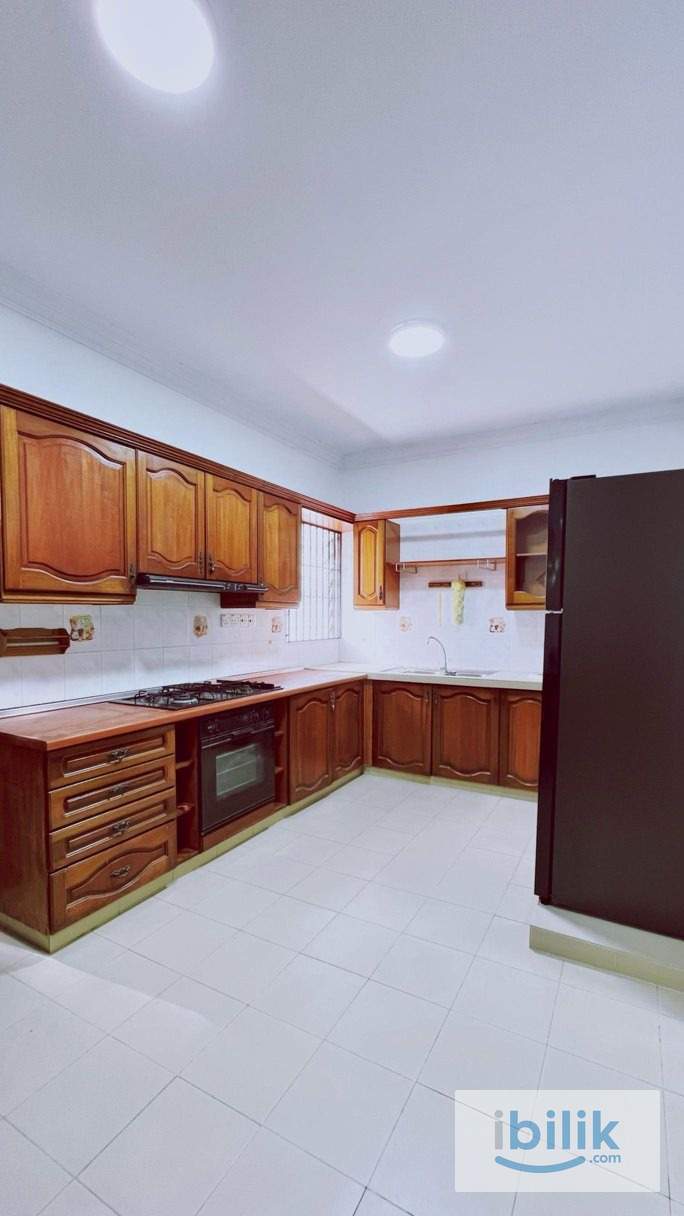 Master Room for Rent in Gelugor Lane - Image 5