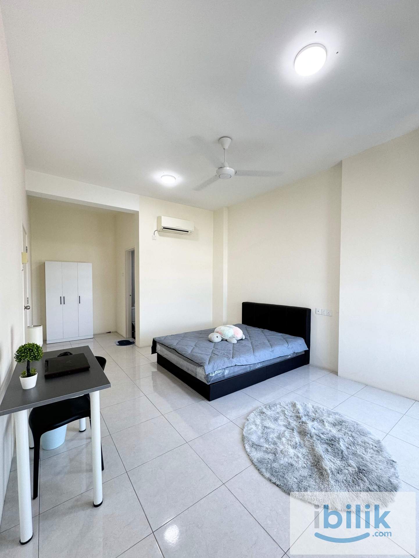 Master Room on The H2O Jelutong - Image 1