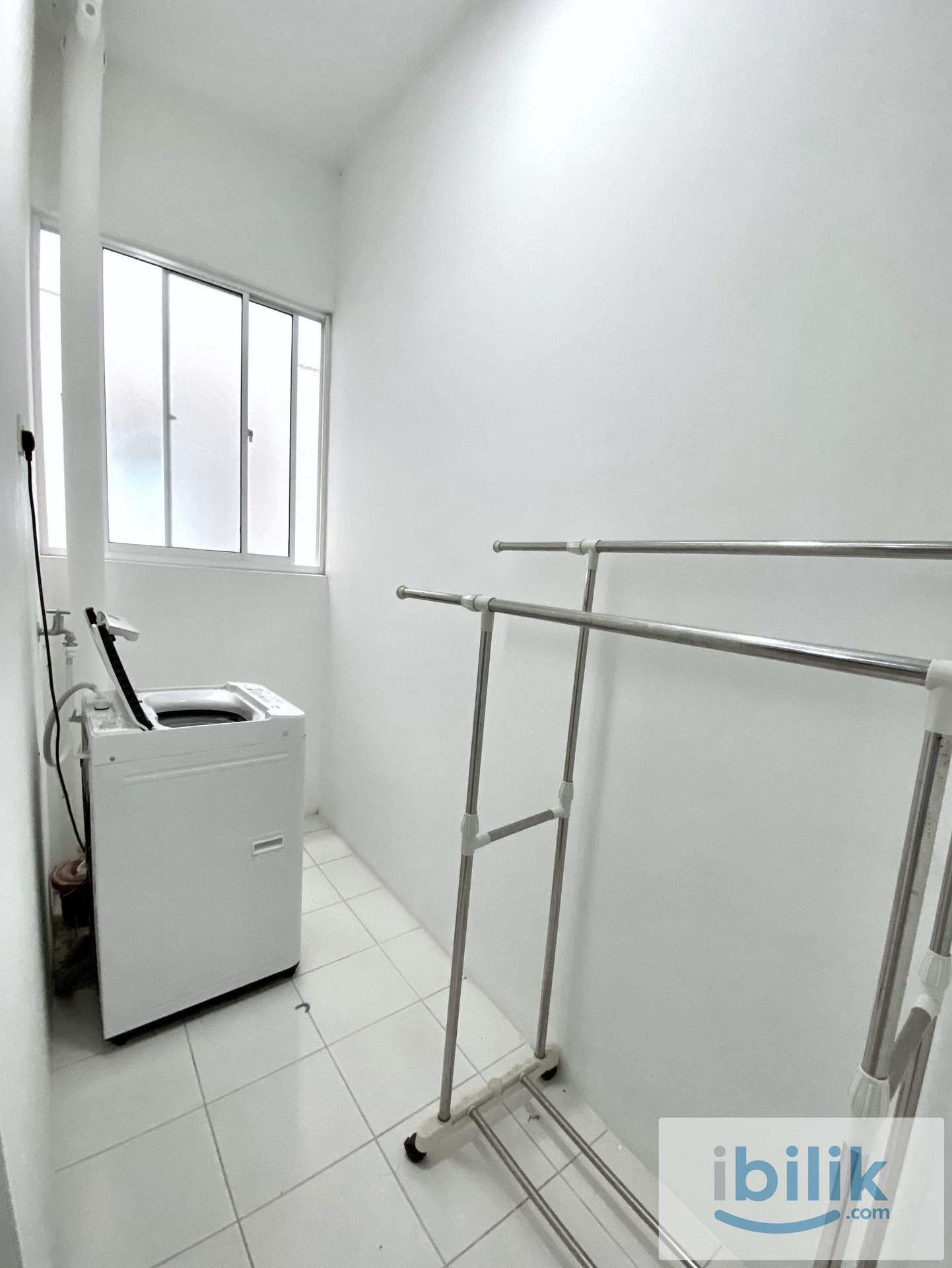 Single Room - Image 4