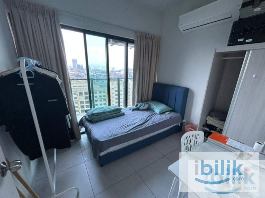 Fully Furnished Balcony Room at Majestic Maxim @ MRT Taman Connaught - Image 1