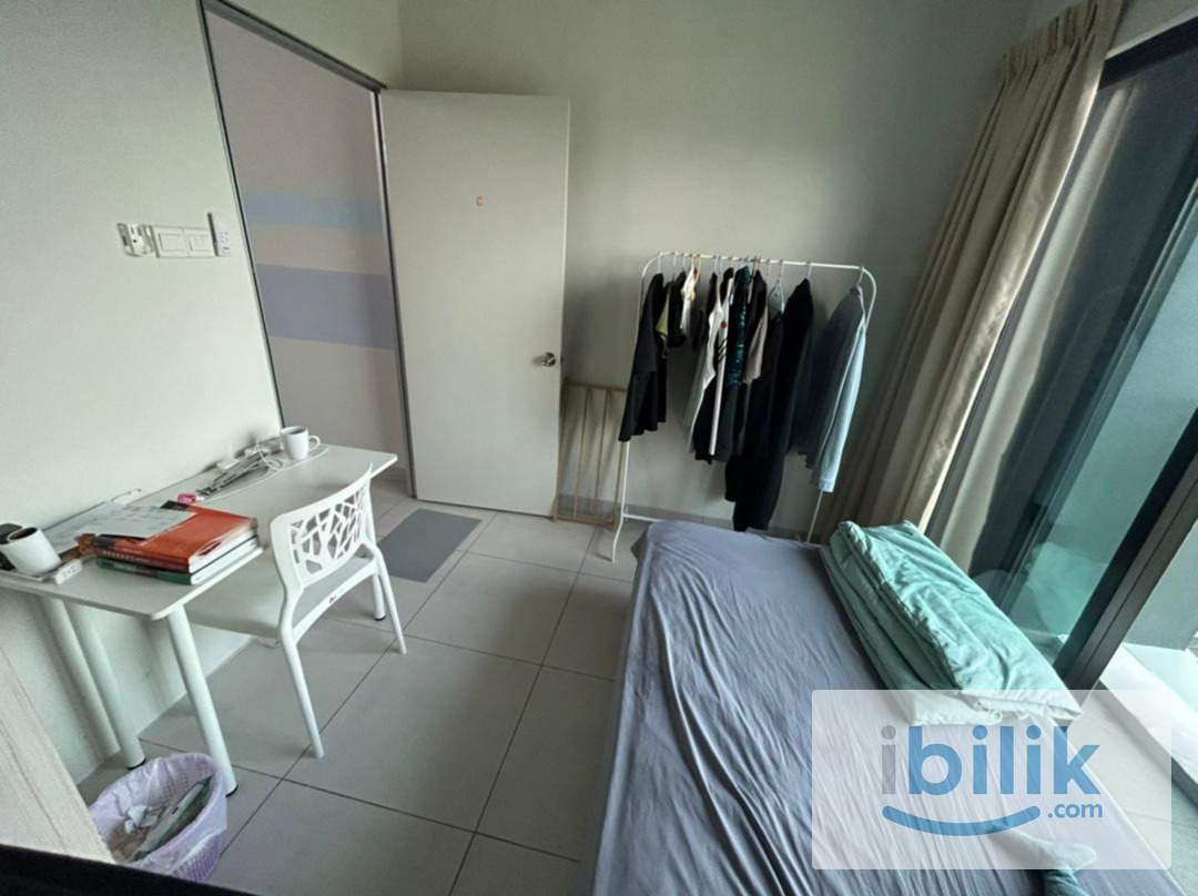 Fully Furnished Balcony Room at Majestic Maxim @ MRT Taman Connaught - Image 5