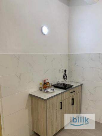 [Female unit] Middle room at Bayan Baru - Image 2