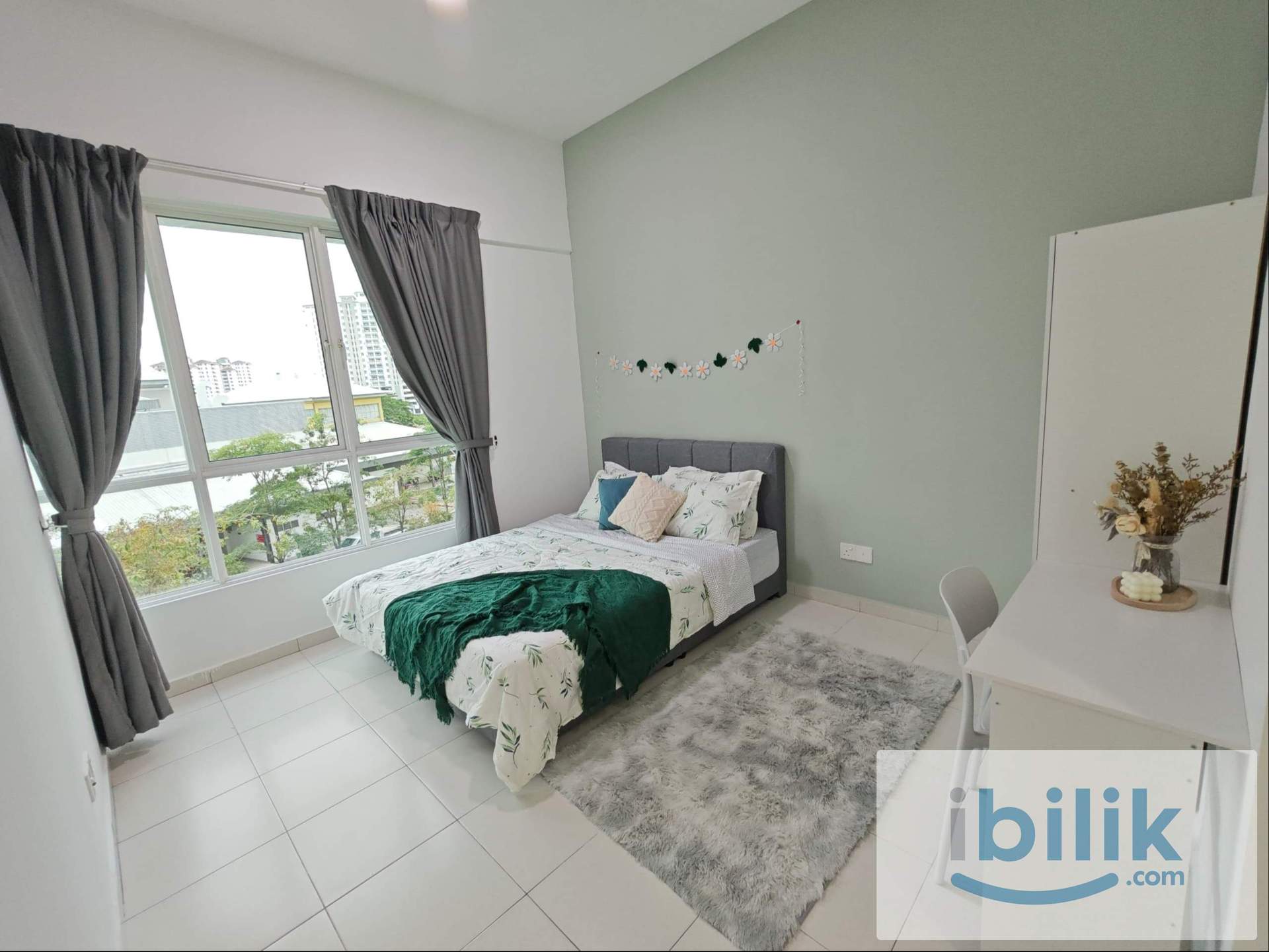 [Female unit] Master room at Bayan lepas - Image 1