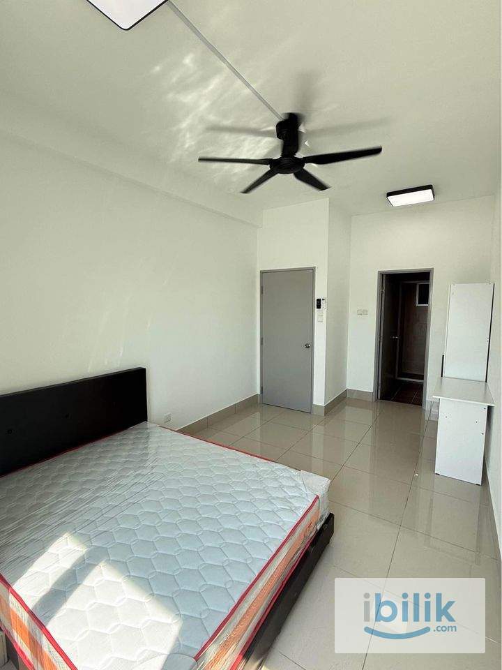 Razak City Residences Female Master Room near TRX KL - Image 1
