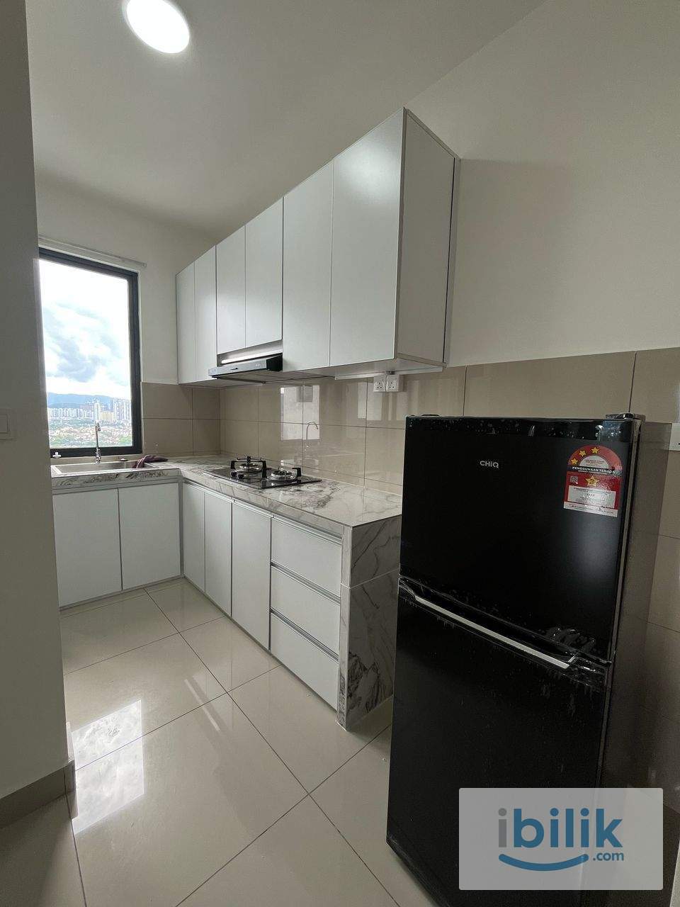 (Female only) Middle Room at LSH33, Sentul - Image 4