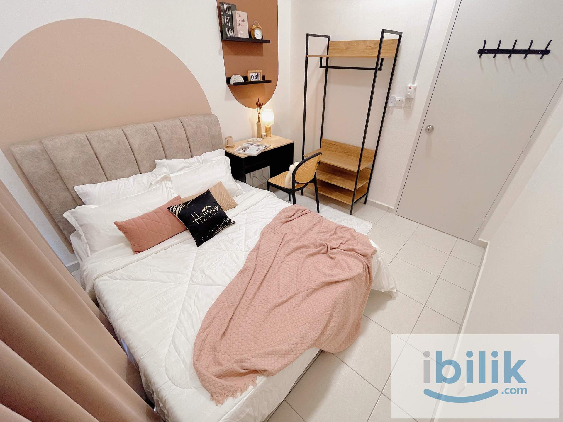 [FEMALE UNIT] Medium Room at Pixel City Sentral 2mins Walk to LRT Salak Selatan - Image 2