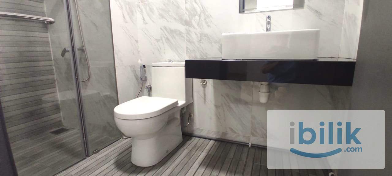 Single Room for Female at Emporis Kota Damansara Segi Emhub  - Image 3