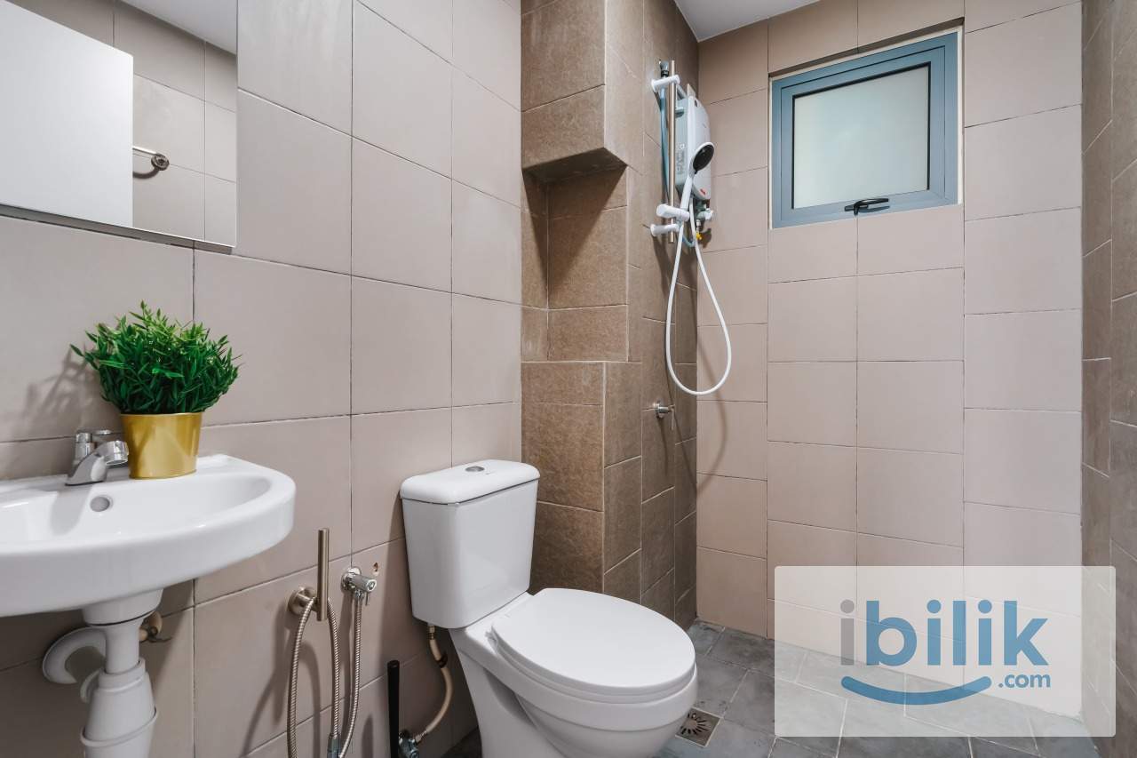 Single Room at SkyAwani 3 Residence, Setapak, Kuala Lumpur - Image 4
