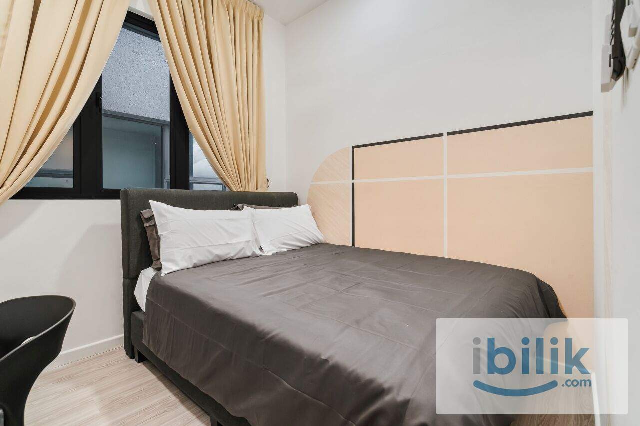 MIDDLE Room at Meta Residences Putra Permai, Seri Kembangan - Image 1