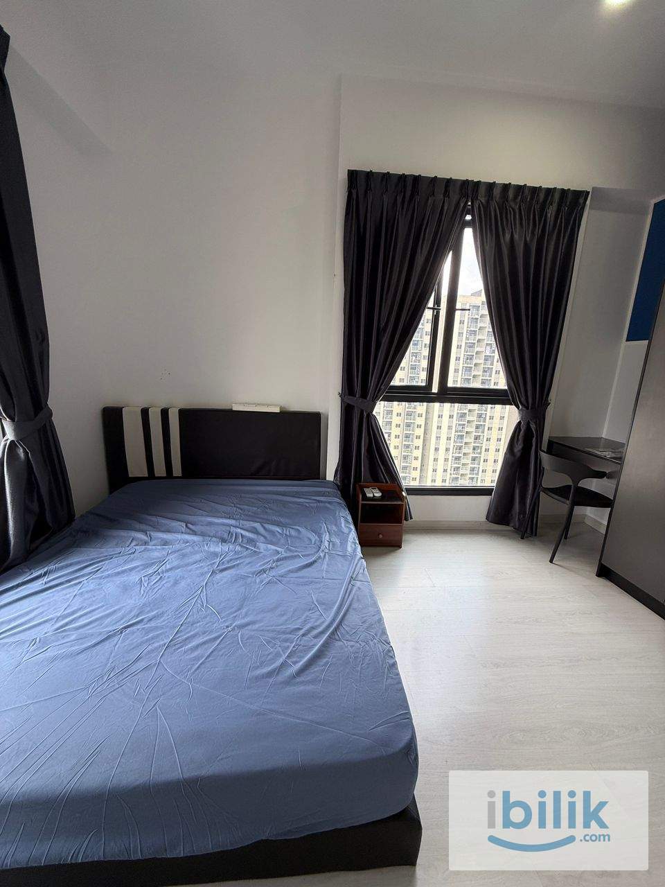 Equine Residence MASTER Room for RENT - Image 1