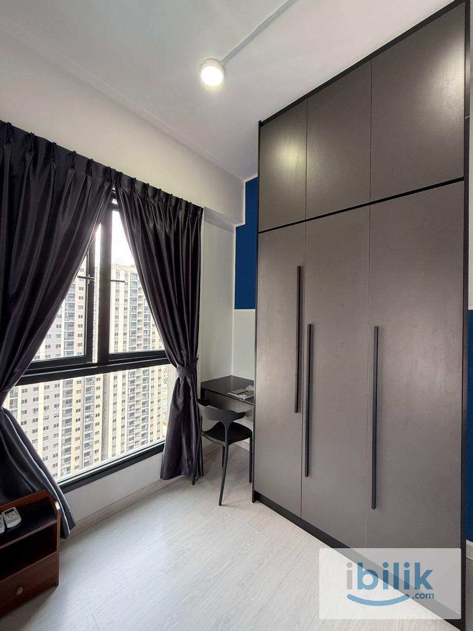 Equine Residence MASTER Room for RENT - Image 6