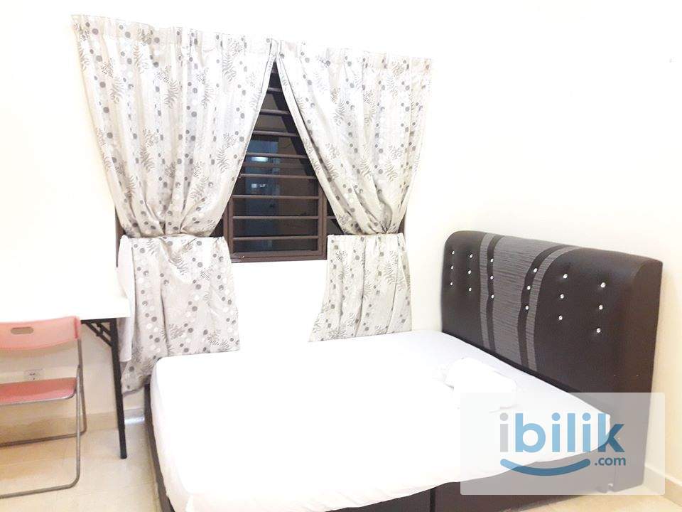 master bed room at pelangi utama condo - Image 5