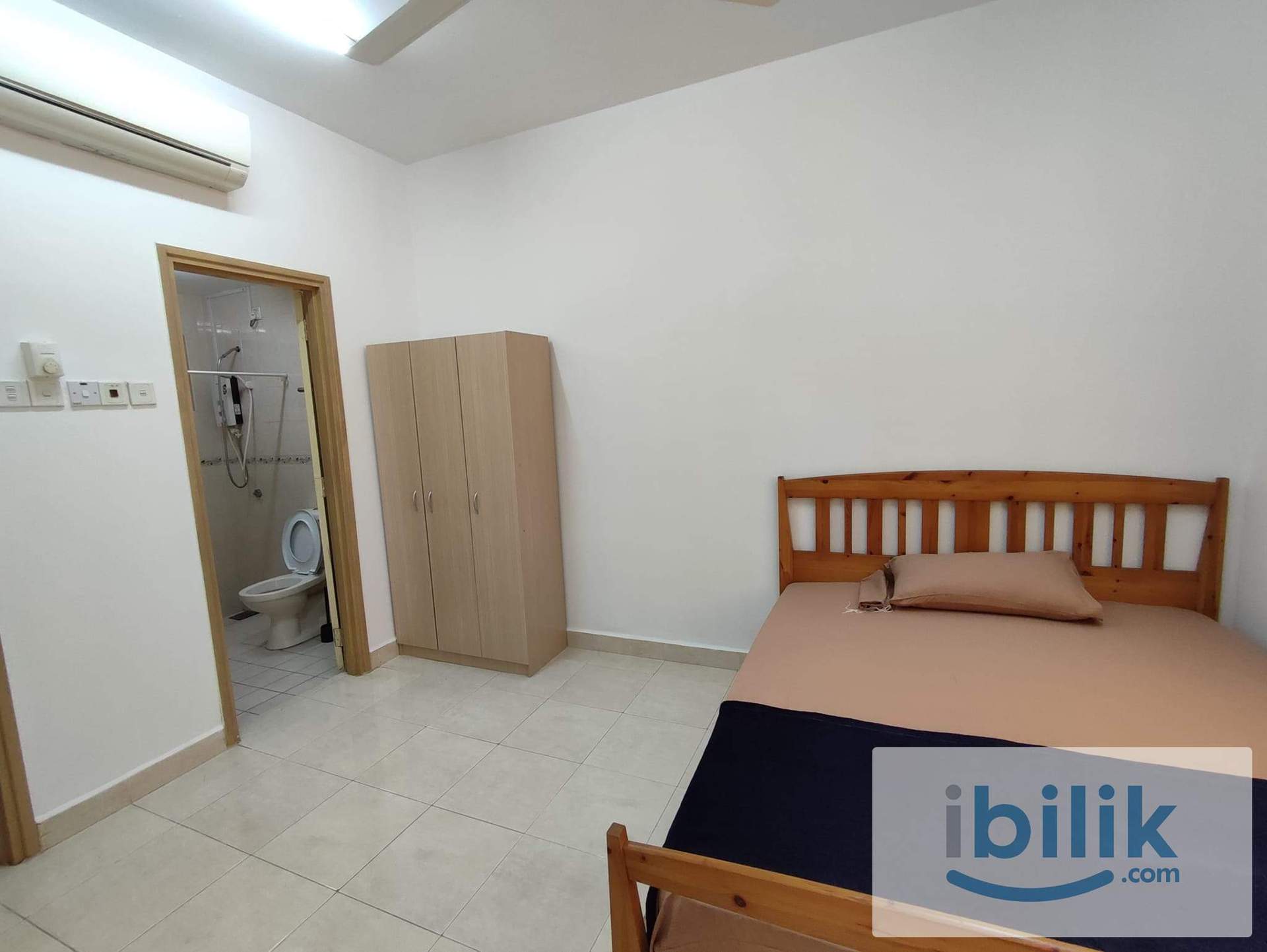 FEMALE room at Bandar utama IN PELANGI UTAMA CONDO - Image 10