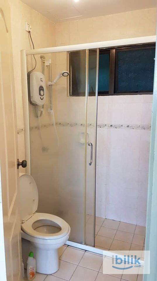 FEMALE MASTER ROOM AT PELANGI UTAMA Bandar utama - Image 3