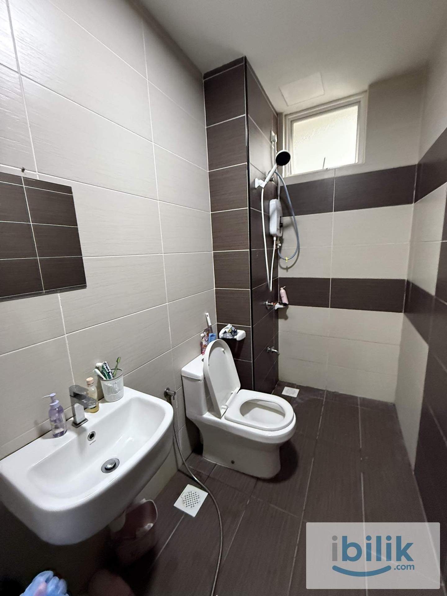 M condo larkin / room for rent JB / RM550 / Low deposit / Fully furnish / FEMALE ONLY  - Image 3