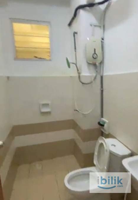 Single room with Balcony - Image 4