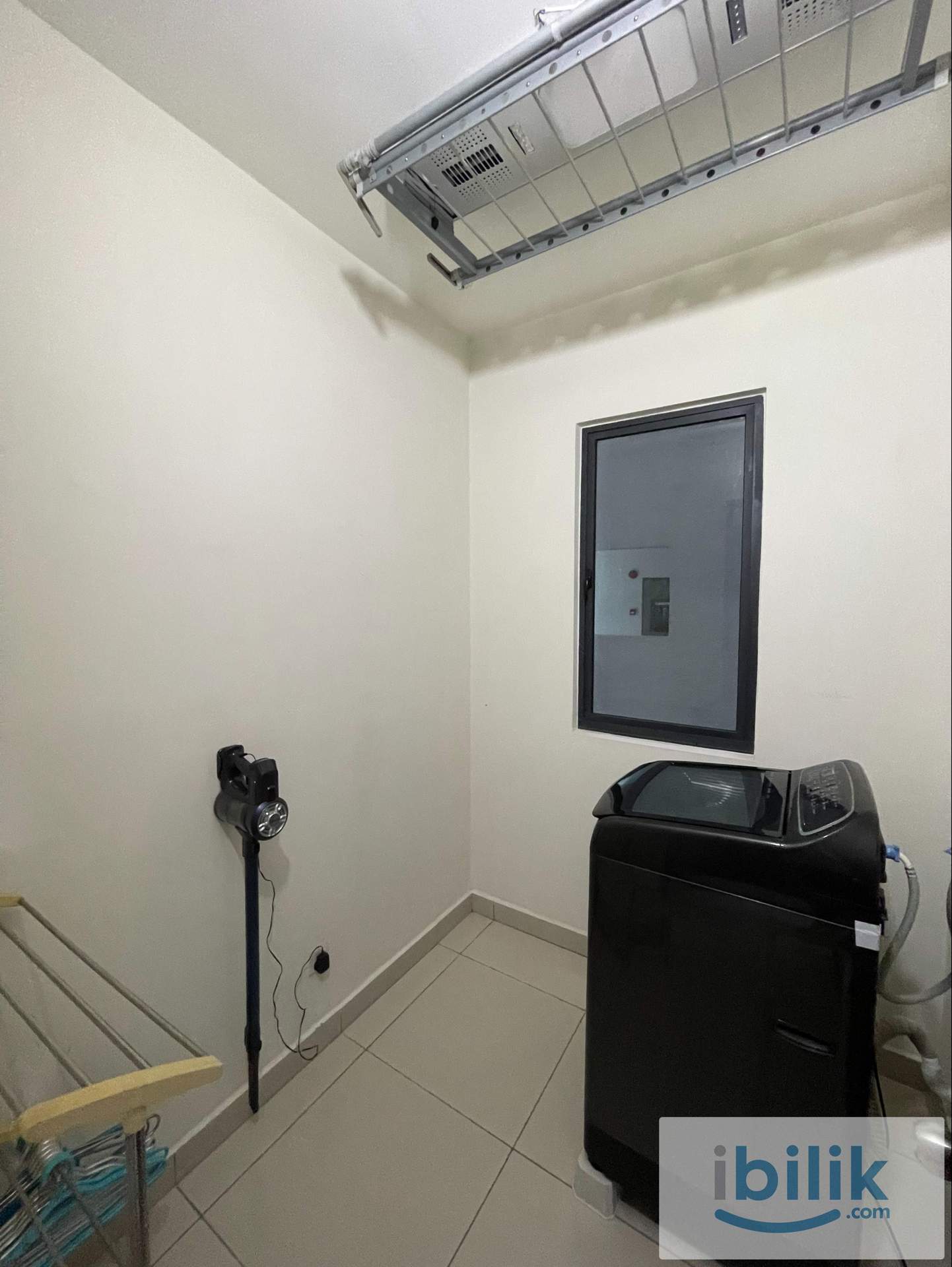 Unit E Block/Medium Room - Image 7
