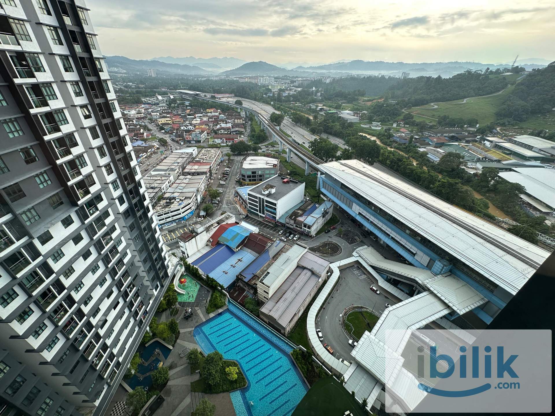 B11 Parkland Master Room,Mixed Gender,Link Bridge Walking Distance To MRT Batu 11 Cheras - Image 4