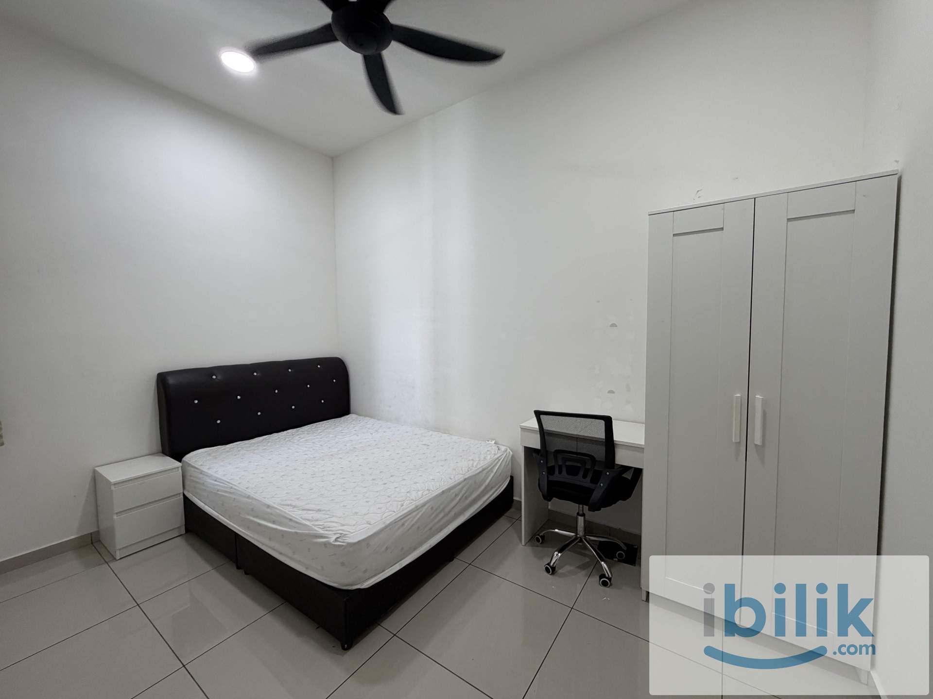 B11 Parkland Residence,Middle Room,Mixed Gender,Free Utilities,Walking Distance To MRT Batu 11 Cheras - Image 1