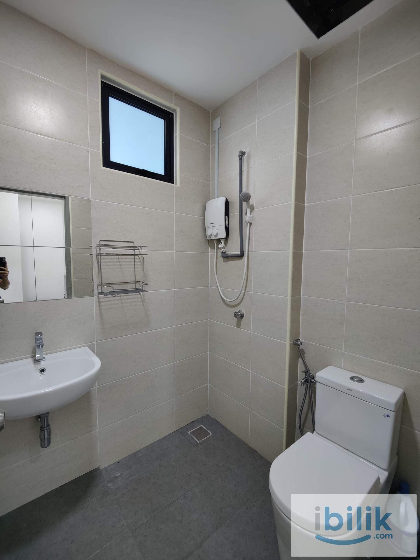 B11 Parkland Residence,Middle Room,Mixed Gender,Free Utilities,Walking Distance To MRT Batu 11 Cheras - Image 7