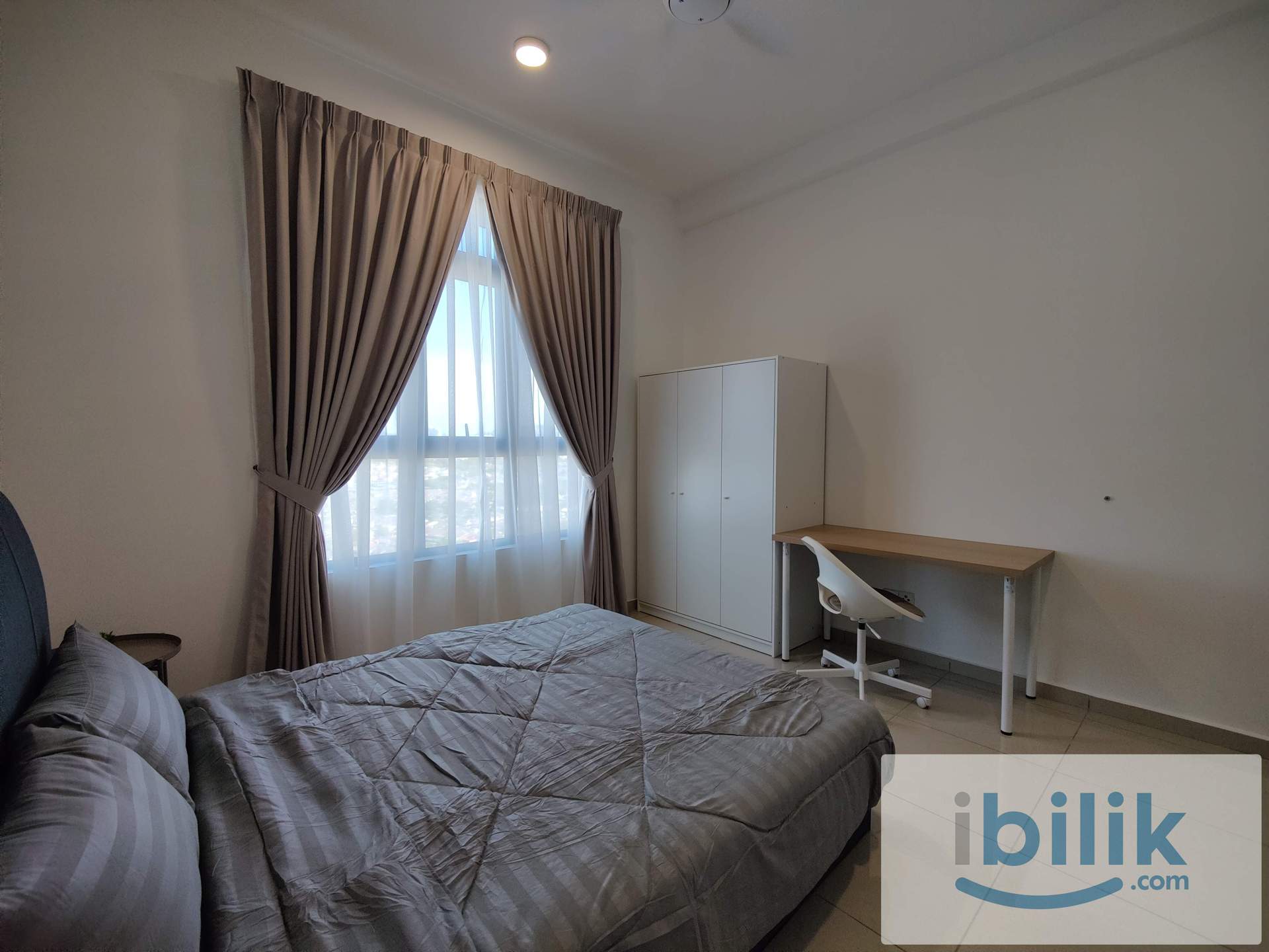 Cozy Master Bedroom,Free Wifi,Walking Distance To MRT Batu 11 Cheras,Viewing Available Anytime - Image 3