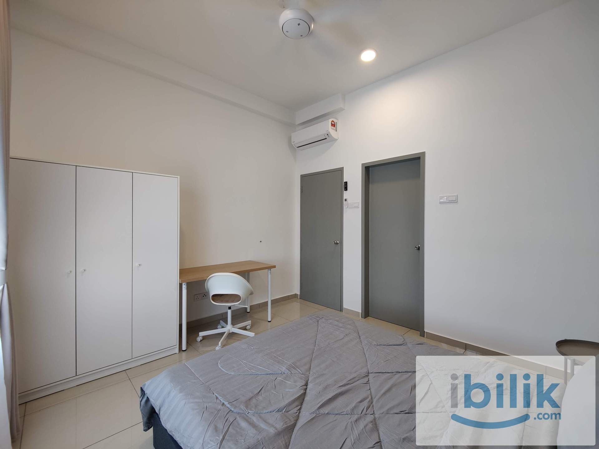 Cozy Master Bedroom,Free Wifi,Walking Distance To MRT Batu 11 Cheras,Viewing Available Anytime - Image 5