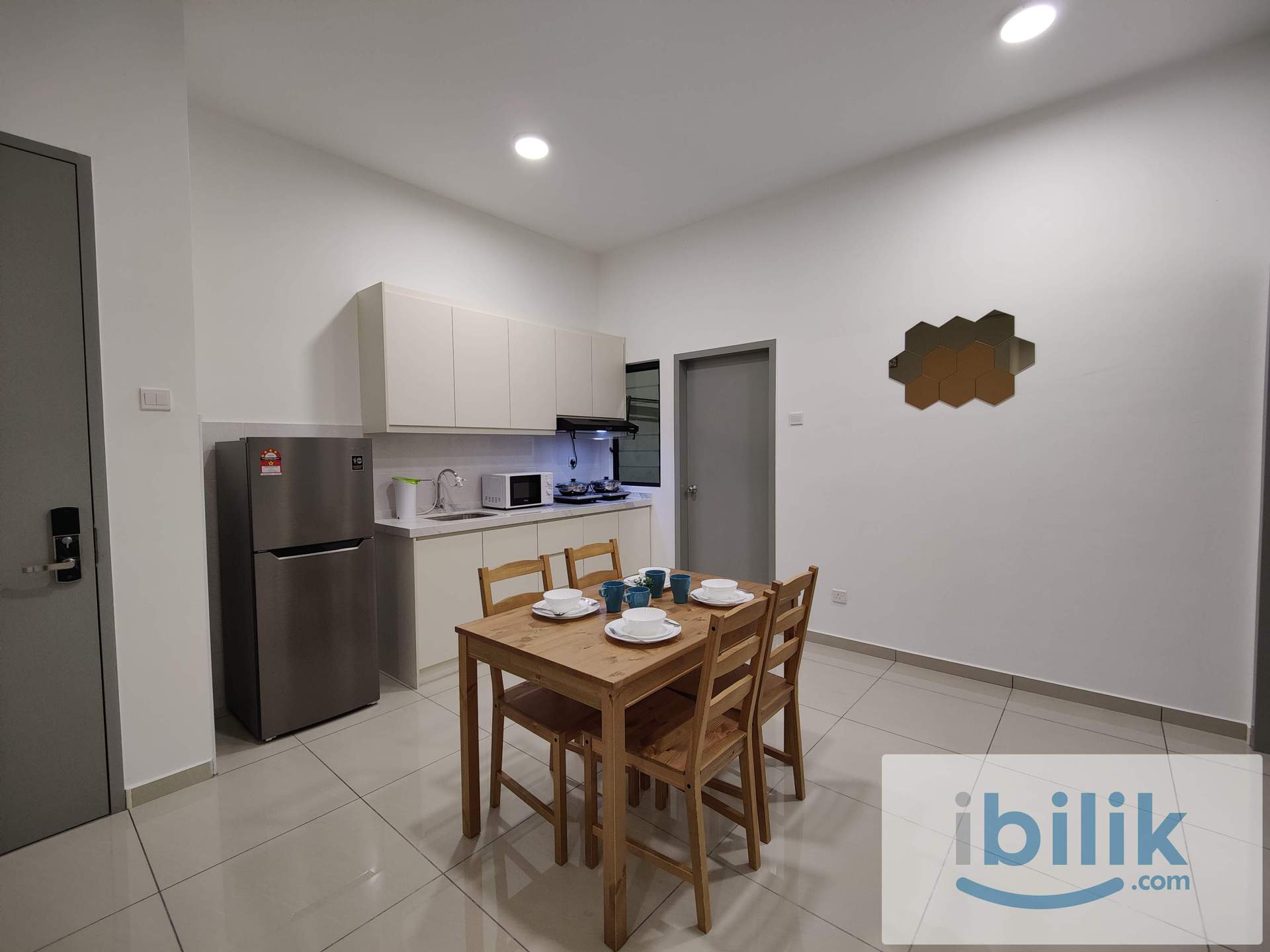 Cozy Master Bedroom,Free Wifi,Walking Distance To MRT Batu 11 Cheras,Viewing Available Anytime - Image 7