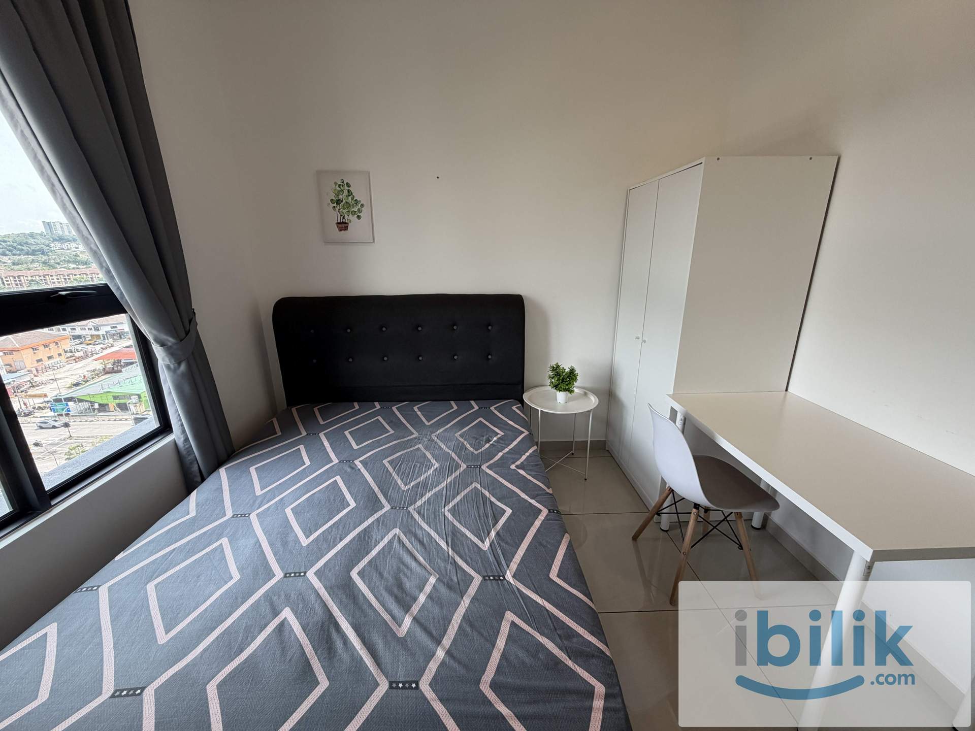 Cozy Middle Bedroom,Free Wifi,Walking Distance To MRT Batu 11 Cheras,Viewing Available Anytime - Image 3
