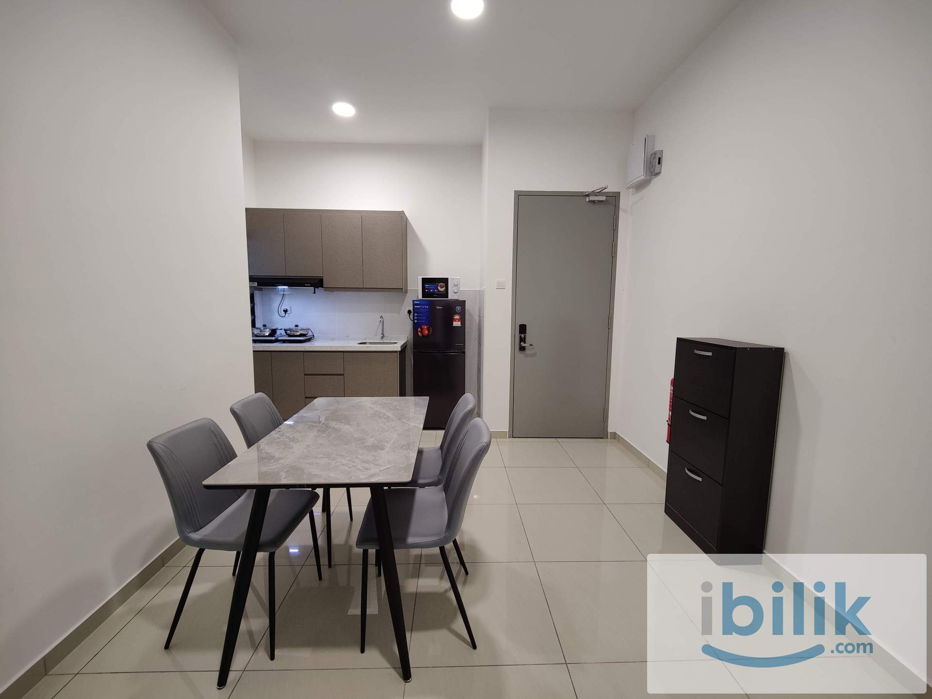 Cozy Middle Bedroom,Free Wifi,Walking Distance To MRT Batu 11 Cheras,Viewing Available Anytime - Image 7