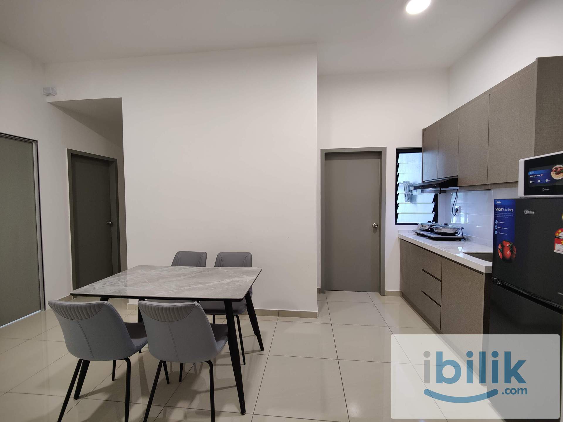 Cozy Middle Bedroom,Free Wifi,Walking Distance To MRT Batu 11 Cheras,Viewing Available Anytime - Image 8